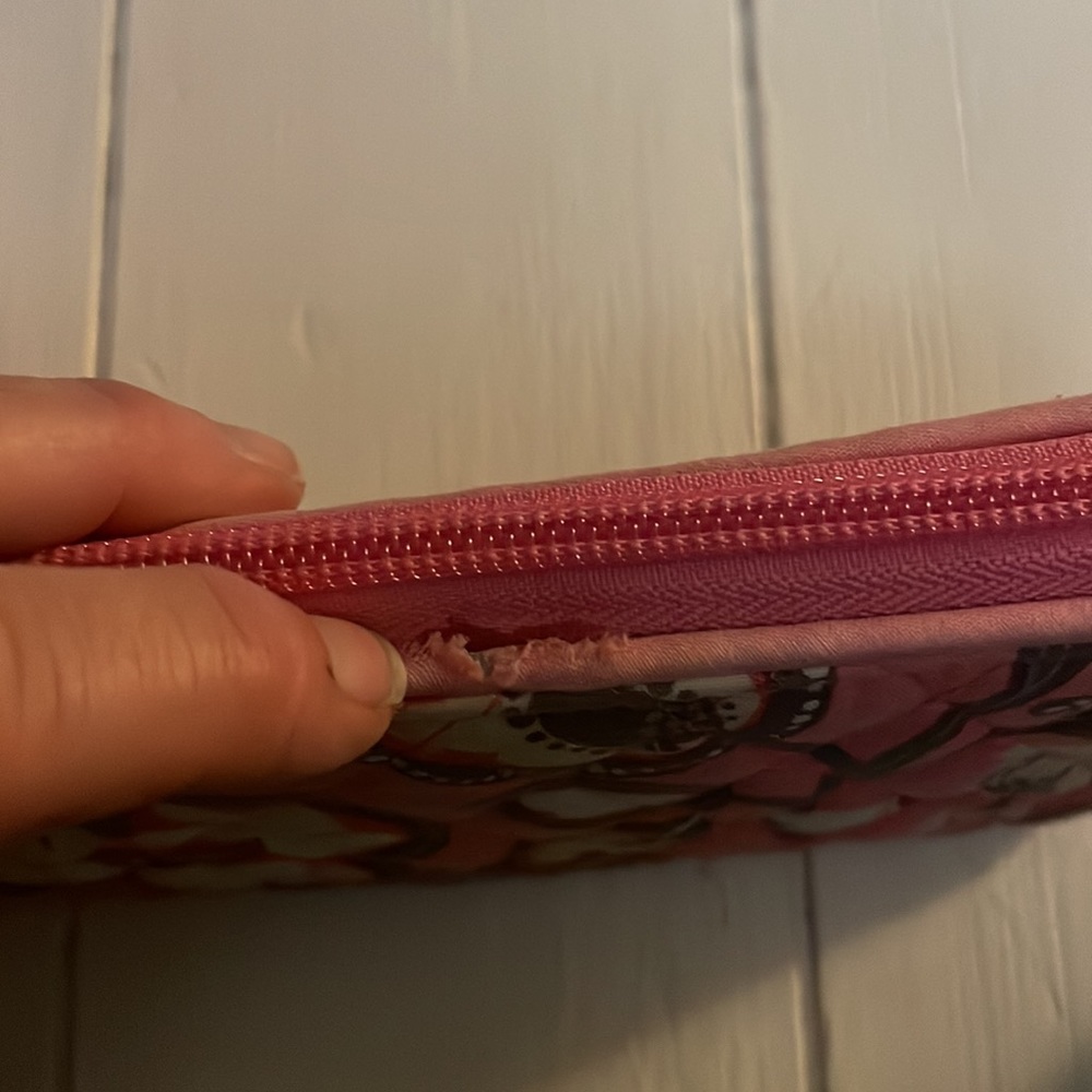 Vera Bradley wallet - Picture 2 of 4